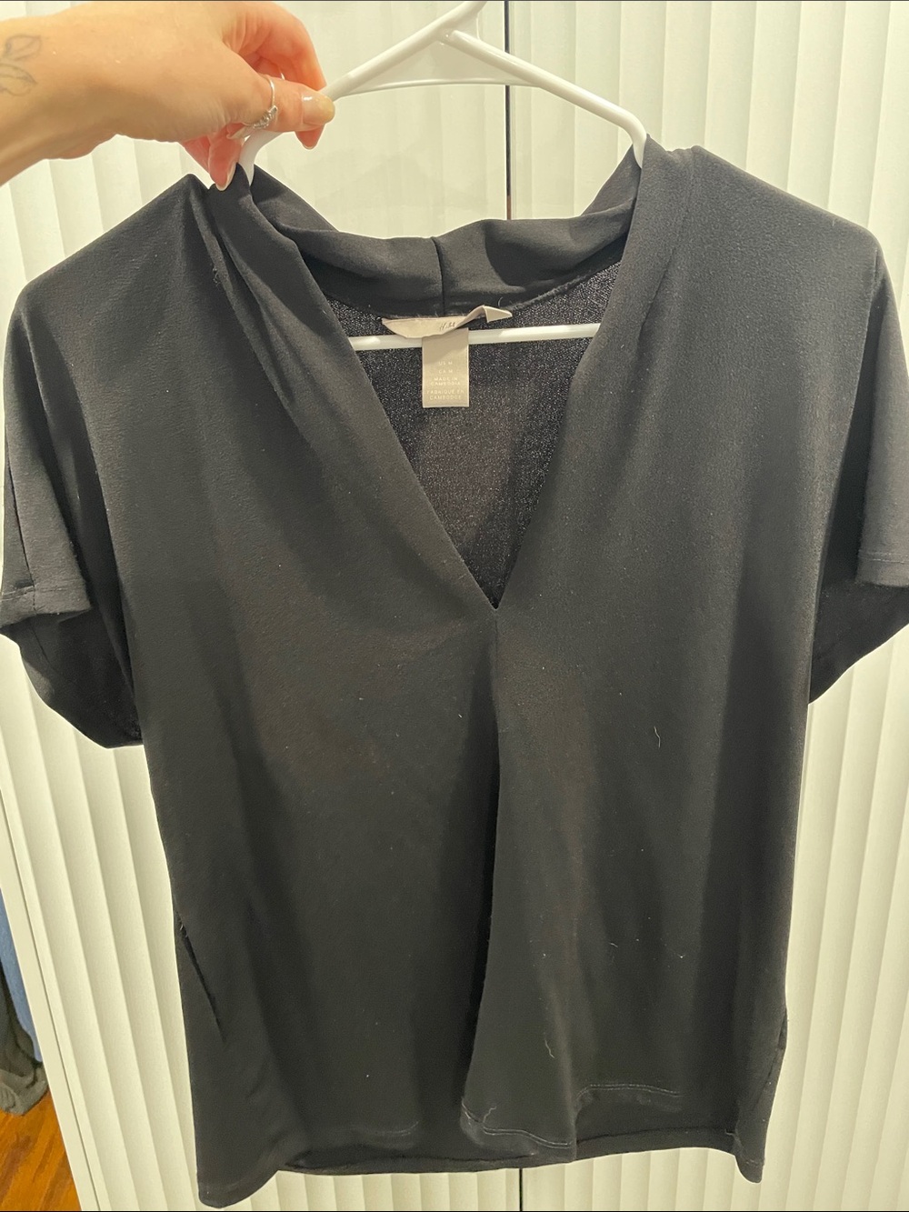 H&M Black V-Neck Short Sleeve Top